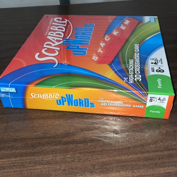 New Scrabble Upwards Stackem 3D Crossword Family Game Board Night Gift 2008 - Picture 3 of 6